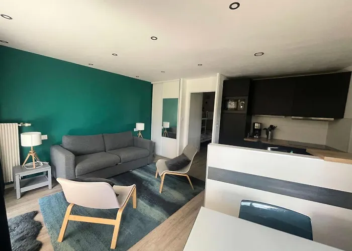 Midi - - Confort Avec Balcon Plein Sud Et Vue Sur La Muzelle Mae-5511